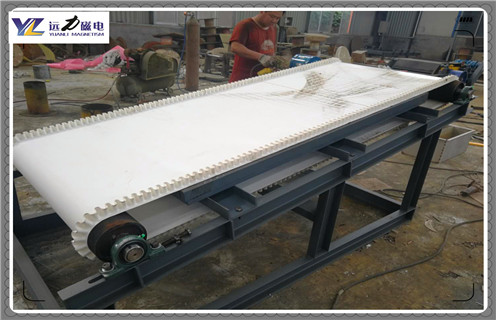 平板磁選機，青海平板磁選機處理量_皮帶老跑偏的磁筒更換工作原理_青海平板磁選機處理量選礦規(guī)格參數(shù)及執(zhí)行標(biāo)準(zhǔn)