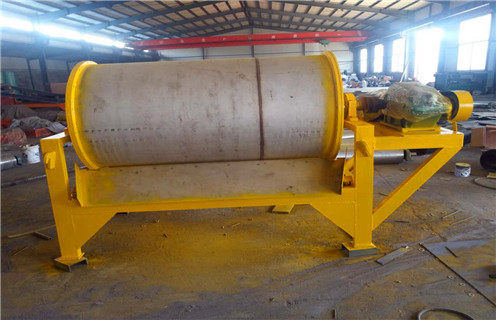 滾筒磁選機(jī)，使用滾筒磁選機(jī)能賺錢嗎，怎么選擇滾筒磁選機(jī)_鐵礦選礦使用滾筒磁選機(jī)能賺錢嗎，怎么選擇滾筒磁選機(jī)磁場(chǎng)一般為多少_磁塊如何排列