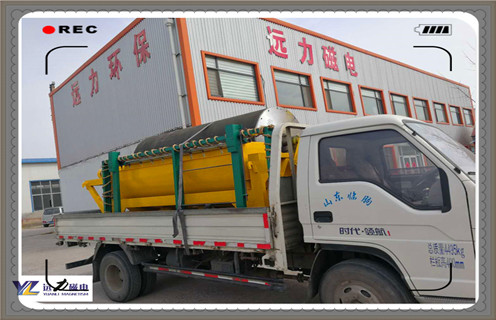 濕式磁選機(jī)，福建濕式高強(qiáng)磁磁選機(jī)_釩鈦鐵礦福建濕式高強(qiáng)磁磁選機(jī)型號(hào)參數(shù)及磁場強(qiáng)度 