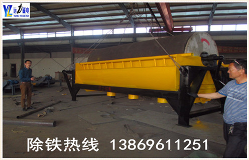 濕式磁選機，陜西濕式磁選機生產(chǎn)廠家_釩鈦鐵礦陜西濕式磁選機生產(chǎn)廠家型號參數(shù)及磁場強度