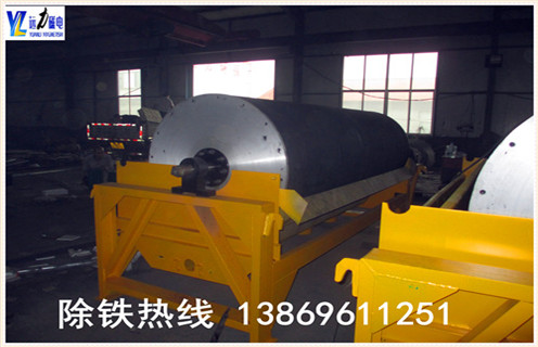 鐵礦磁選機(jī)，上海鐵礦磁選機(jī)價(jià)格_上海鐵礦磁選機(jī)價(jià)格發(fā)展工作視頻皮帶及結(jié)構(gòu)價(jià)格