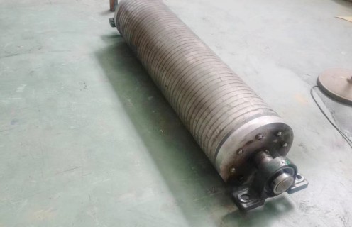 褐鐵礦強(qiáng)磁輥式磁選機(jī)，山東16000高斯褐鐵礦強(qiáng)磁磁選機(jī)_山東16000高斯褐鐵礦強(qiáng)磁磁選機(jī)報(bào)價(jià)及結(jié)構(gòu)_遠(yuǎn)力磁電廠家