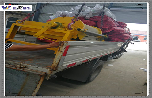 小型干式磁選機(jī)，湖南小型干式磁選機(jī)_錳礦湖南小型干式磁選機(jī)一般是多少_生產(chǎn)廠家