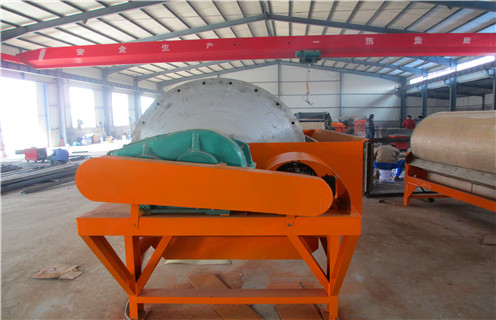 輥磨機(jī)，單傳動(dòng)高壓輥磨機(jī)質(zhì)量好， 單傳動(dòng)高壓輥磨機(jī)質(zhì)量好，磁場(chǎng)一般為多少_磁塊如何排列