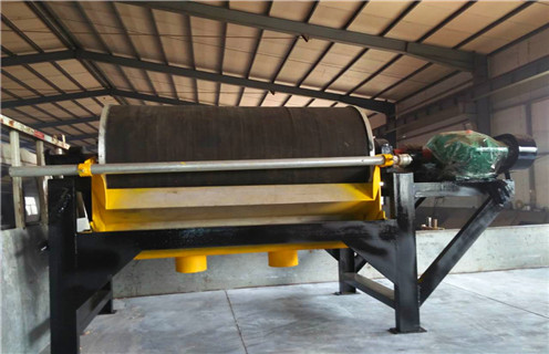 干式永磁筒式磁選機(jī)，青海tyg干式永磁筒式磁選機(jī)_青海tyg干式永磁筒式磁選機(jī)底部特點(diǎn)廠家保證_安徽永磁筒式磁選機(jī)價(jià)格 